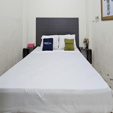 Urbanview Hotel Kharisma Banjarmasin Банджармасін Екстер'єр фото