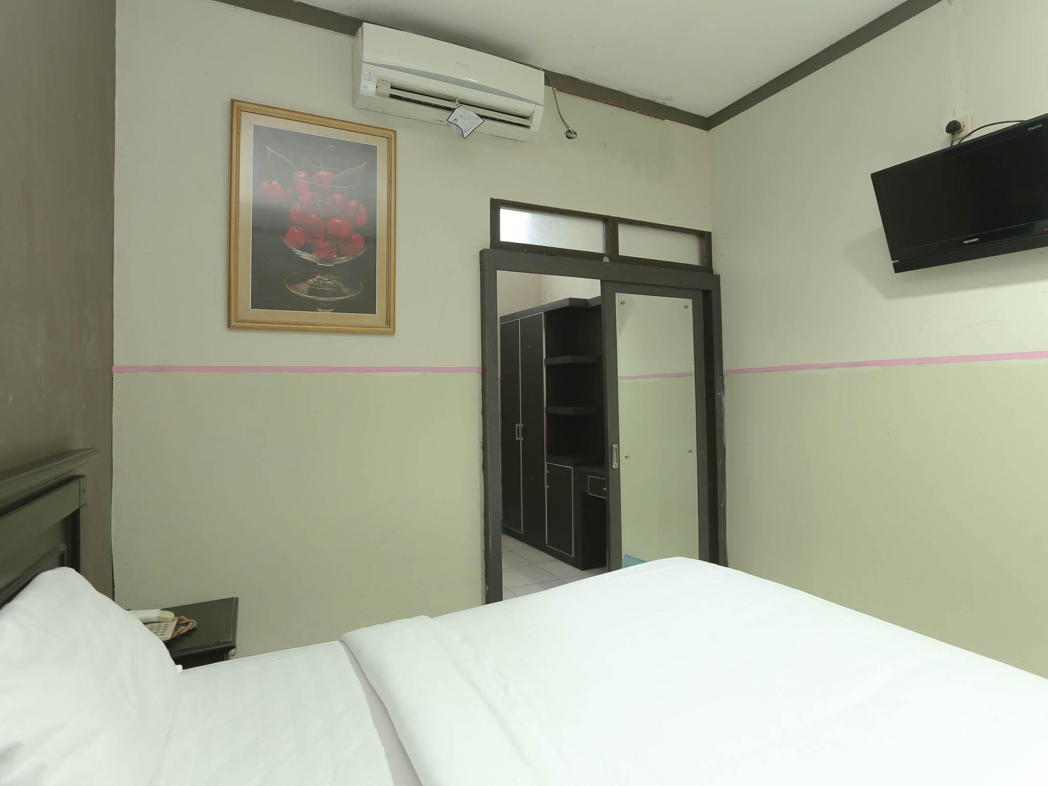 Urbanview Hotel Kharisma Banjarmasin Банджармасін Екстер'єр фото