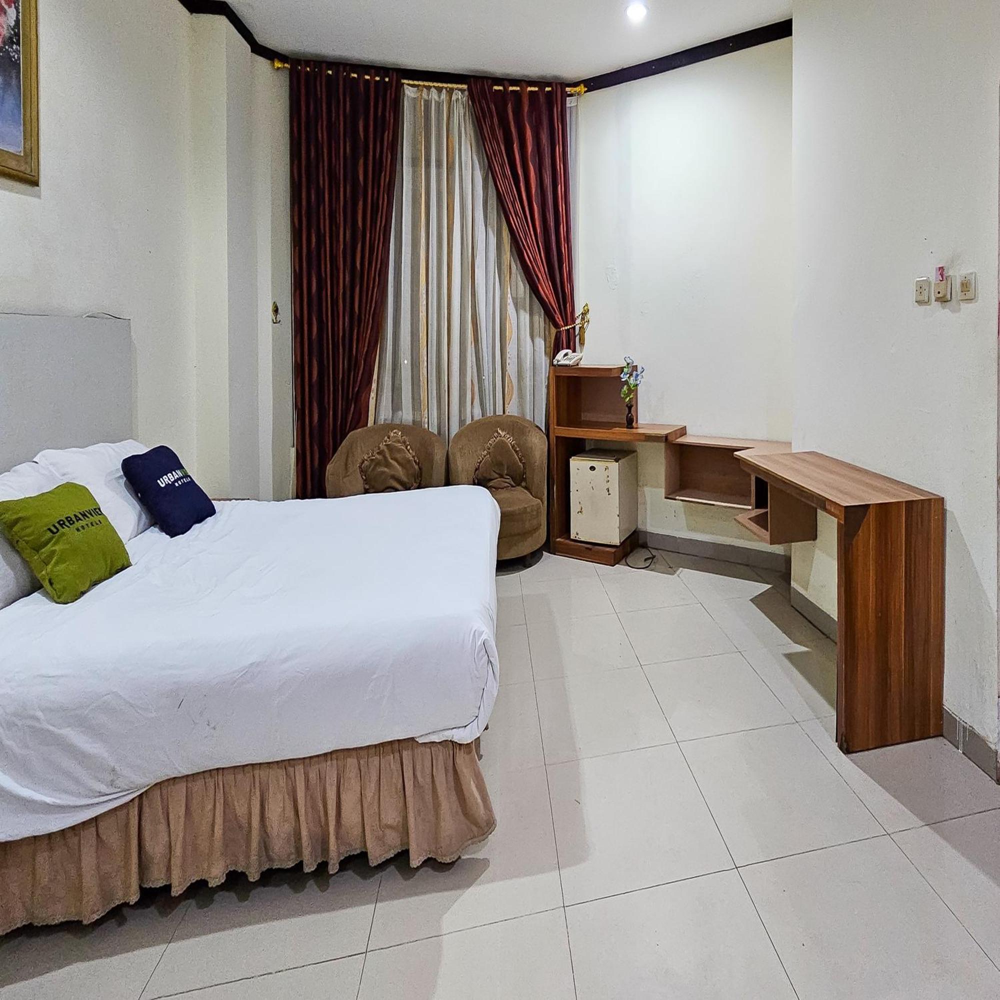 Urbanview Hotel Kharisma Banjarmasin Банджармасін Екстер'єр фото