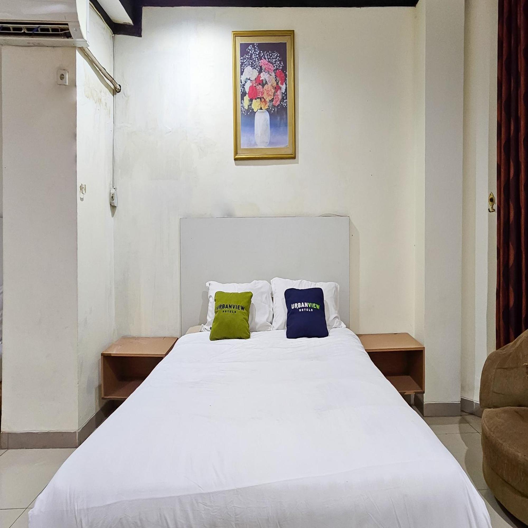 Urbanview Hotel Kharisma Banjarmasin Банджармасін Екстер'єр фото