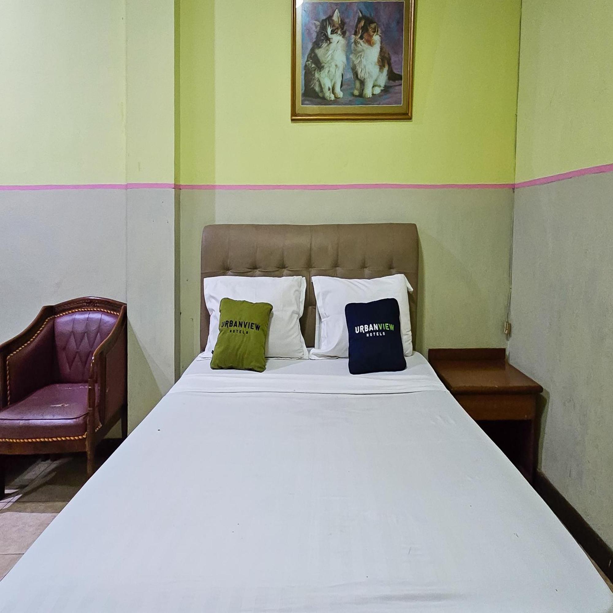 Urbanview Hotel Kharisma Banjarmasin Банджармасін Екстер'єр фото