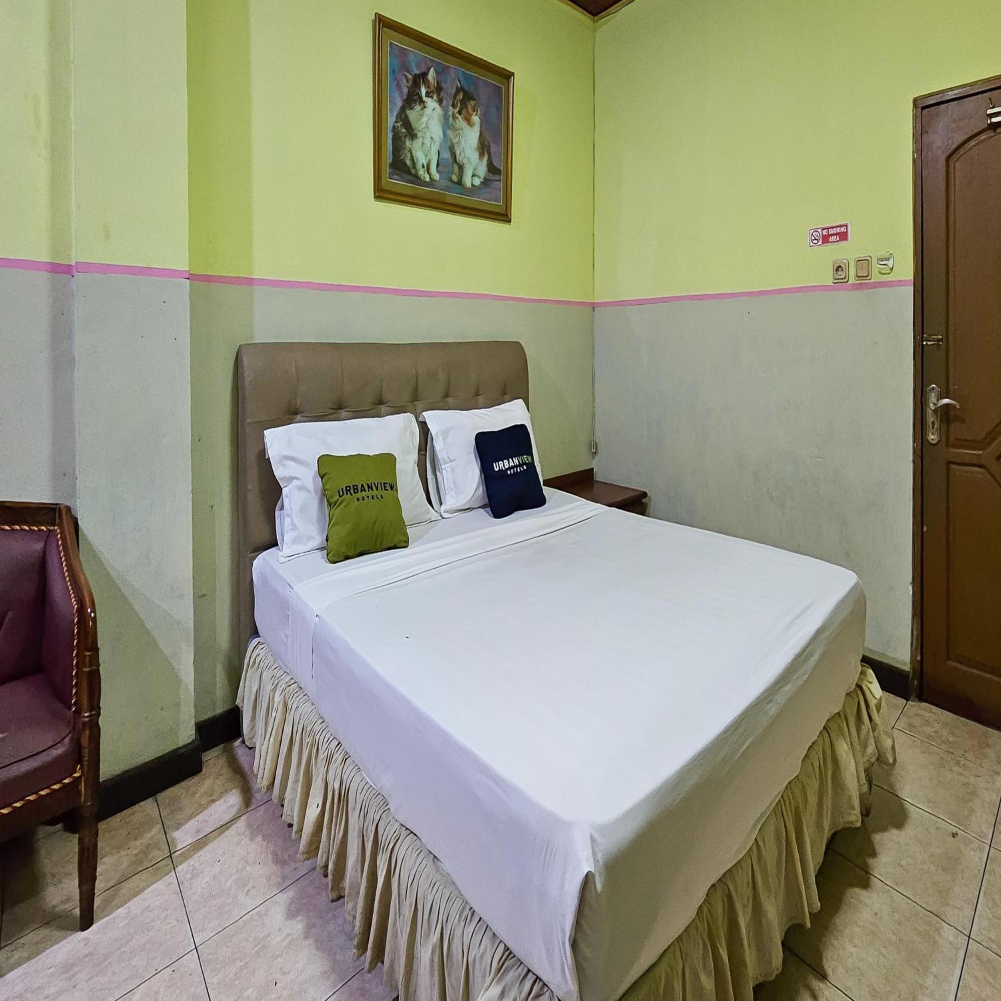 Urbanview Hotel Kharisma Banjarmasin Банджармасін Екстер'єр фото
