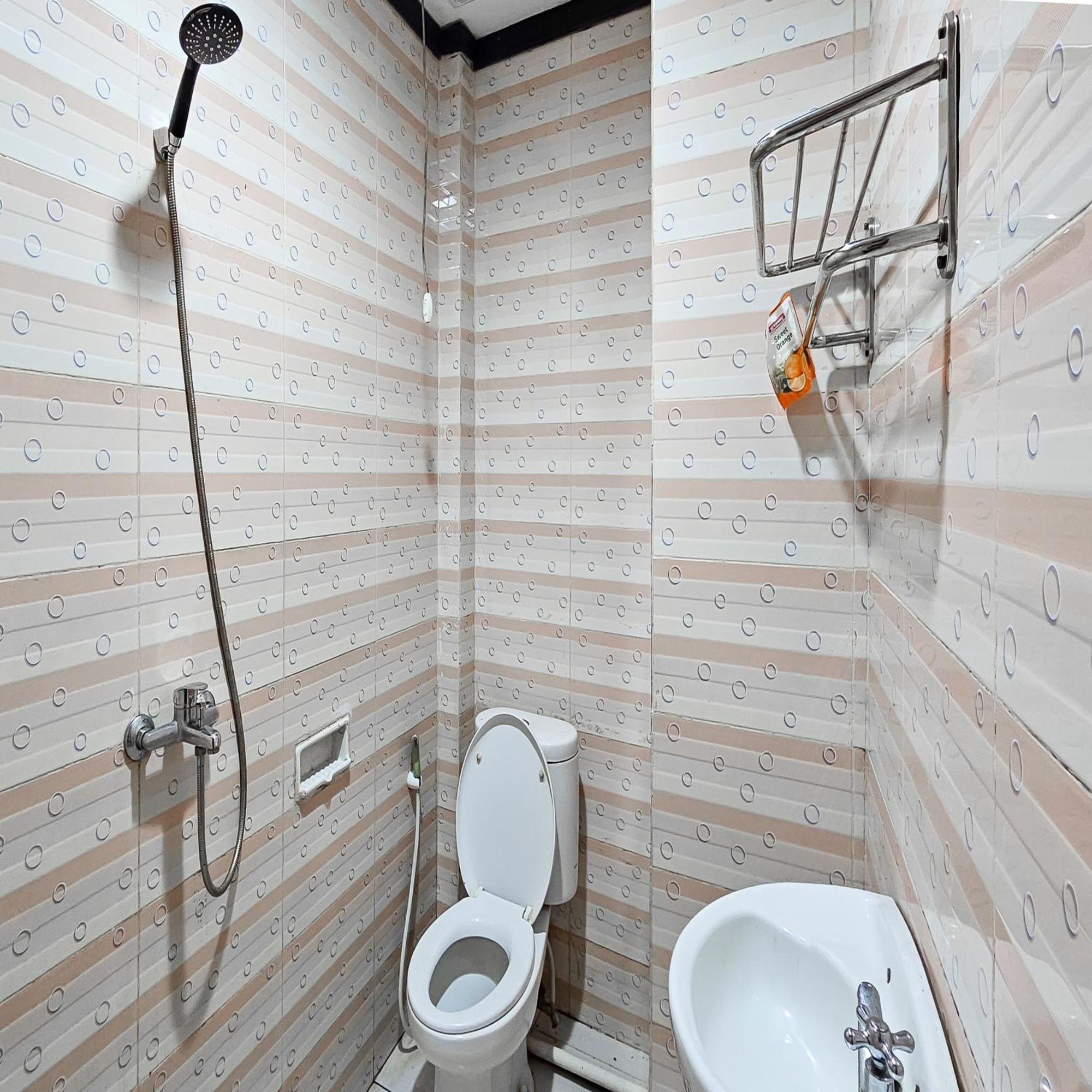 Urbanview Hotel Kharisma Banjarmasin Банджармасін Екстер'єр фото