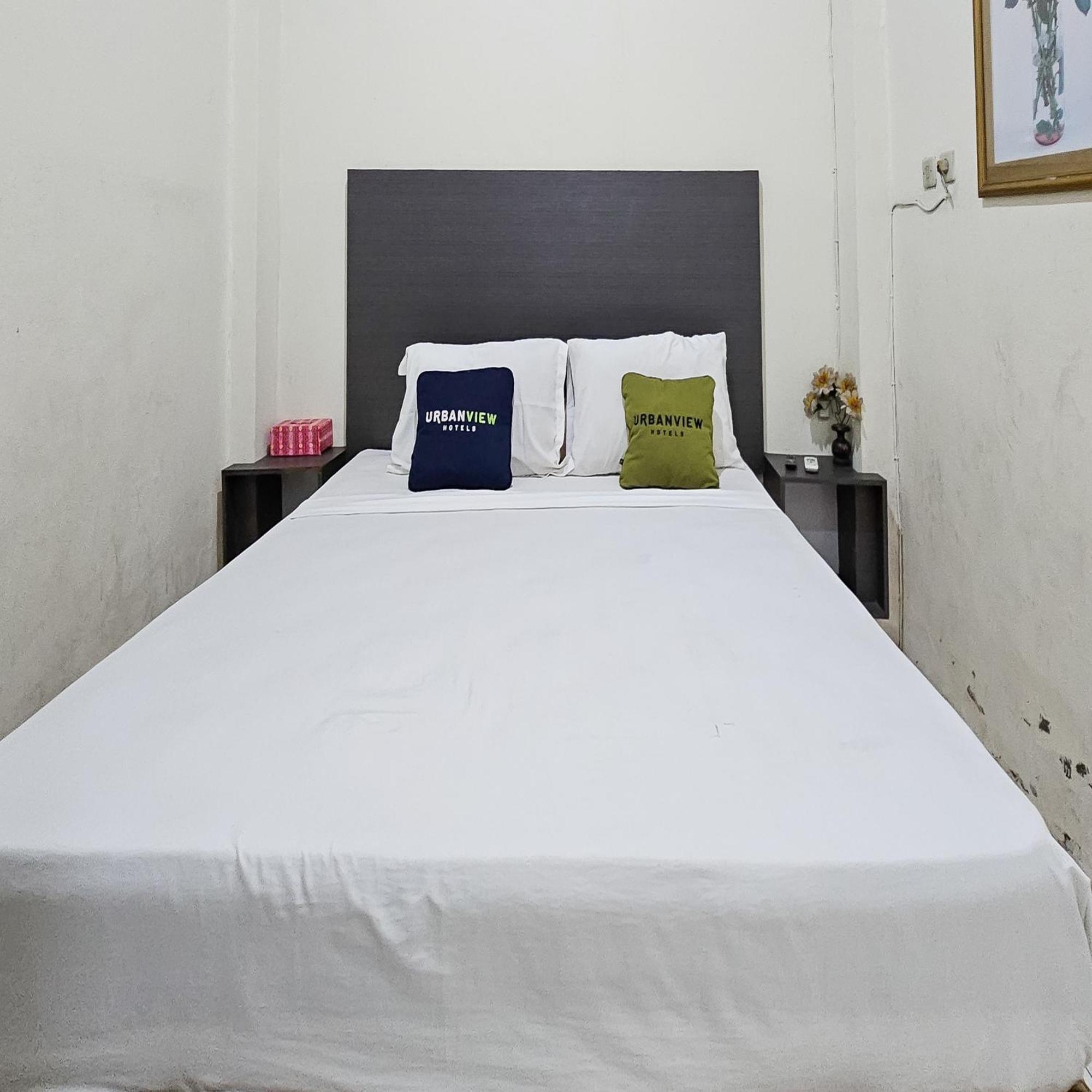 Urbanview Hotel Kharisma Banjarmasin Банджармасін Екстер'єр фото